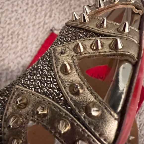 Christian Louboutin Circus City 100 Version Gold size 37 Spikes Peep Toe. - Picture 8 of 11